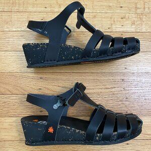 NWT Art Wedge Sandals in Black Leather